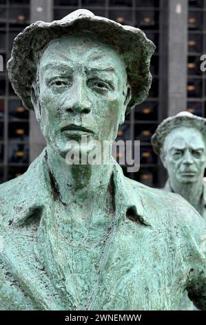 SAN JOSE, COSTA RICA: Das Monumento Los Presentes (Denkmal für die Anwesenden) ist eine Gruppe von neun Statuen zu Ehren der Einwohner. Stockfoto