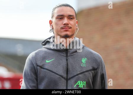 Nottingham, Großbritannien. März 2024. Darwin Núñez aus Liverpool kommt am 2. März 2024 vor dem Premier League-Spiel Nottingham Forest gegen Liverpool am City Ground, Nottingham, Vereinigtes Königreich (Foto: Gareth Evans/News Images) in Nottingham, Vereinigtes Königreich am 2024. (Foto: Gareth Evans/News Images/SIPA USA) Credit: SIPA USA/Alamy Live News Stockfoto