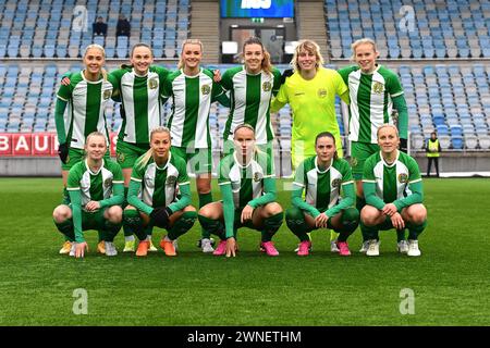 Norrkoping, Schweden. März 2024. Norrkoping, Schweden, 2. März 2024: Mannschaftsfoto Hammarby IF FF vor dem Spiel im Vorsaisonspiel am 2. März 2024 zwischen IFK Norrkoping und Hammarby IF in der Platinumcars Arena in Norrkoping, Schweden (Peter Sonander/SPP) Credit: SPP Sport Press Photo. /Alamy Live News Stockfoto