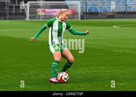 Norrkoping, Schweden. März 2024. Norrkoping, Schweden, 2. März 2024: Stina Lennartsson (17 Hammarby) im Vorsaisonspiel am 2. März 2024 zwischen IFK Norrkoping und Hammarby IF in der Platinumcars Arena in Norrkoping, Schweden (Peter Sonander/SPP) Credit: SPP Sport Press Photo. /Alamy Live News Stockfoto