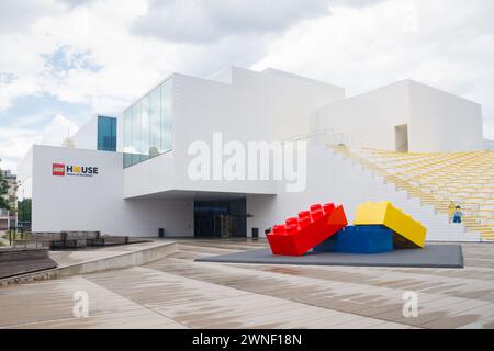 Billund, Dänemark - 17. Juni 2023: Das Lego-Haus - Heimstadion der Ziegelsteine. Stockfoto