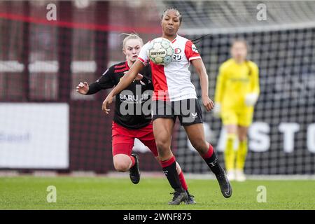 Rotterdam, Niederlande. März 2024. Rotterdam - Celainy Obispo von Feyenoord V1 während des Spiels zwischen Feyenoord V1 und Excelsior V1 bei Nieuw Varkenoord am 2. März 2024 in Rotterdam, Niederlande. Credit: Box to Box Pictures/Alamy Live News Stockfoto