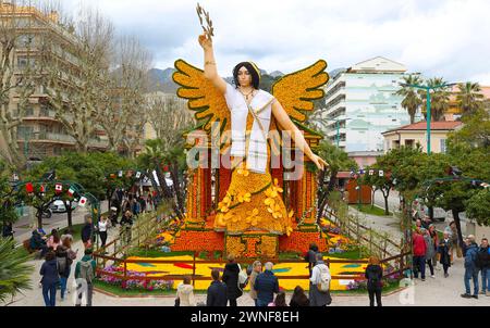 Menton, Frankreich - 2. März 2024: 90e Fete du Citron / 90. Lemon Festival Olympie / Olympia im Bioves Garden / Jardin. Zitrone, Orangen, Garten. Mandoga Media Germany 90e Fete du Citron / 90. Lemon Festival in Menton *** Menton, Frankreich 02. März 2024 90e Fete du Citron 90. Lemon Festival Olympie im Bioves Garden Jardin Zitrone, Orangen, Garten Mandoga Media Germany 90e Fete du Citron 90. Lemon Festival in Menton Stockfoto