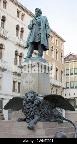 Venedig, Italien - 29. dezember 2012 - Bronzestatue von Daniel Manin in Venedig. Italien. Europa Stockfoto