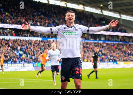 Während des Spiels der Sky Bet League 1 zwischen Bolton Wanderers und Cambridge United im Toughsheet Stadium, Bolton am Samstag, den 2. März 2024. (Foto: Mike Morese | MI News) Credit: MI News & Sport /Alamy Live News Stockfoto