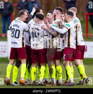 Bonnyrigg, Schottland. März 2024. Stenhousemuir feiert Matty Aitken (9 - Stenhousemuir) auf 82 Minuten Guthaben: Raymond Davies / Alamy Live News Stockfoto