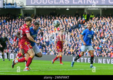 Glasgow, Großbritannien. März 2024. Rangers FC spielt Motherwell FC im Ibrox Stadium in Glasgow, Schottland, Großbritannien in einem Spiel der schottischen Premiership. Die Rangers sind derzeit 2 Punkte von ihrem nächsten Konkurrenten, Celtic, entfernt, sodass ein Sieg für sie von entscheidender Bedeutung ist, um ihre Position in der Liga zu halten. Motherwell ist der 8. Platz in der Liga. Quelle: Findlay/Alamy Live News Stockfoto