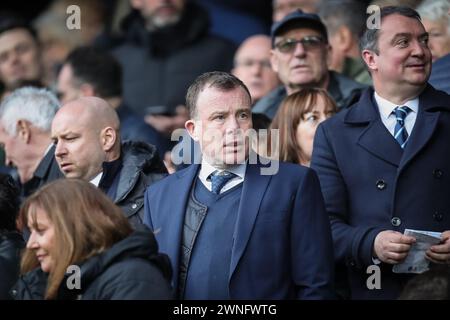 Geschäftsführer von Leeds United Angus Kinnear, Teilnahme am Sky Bet Championship Match Huddersfield Town gegen Leeds United im John Smith's Stadium, Huddersfield, Großbritannien, 2. März 2024 (Foto: James Heaton/News Images) Stockfoto