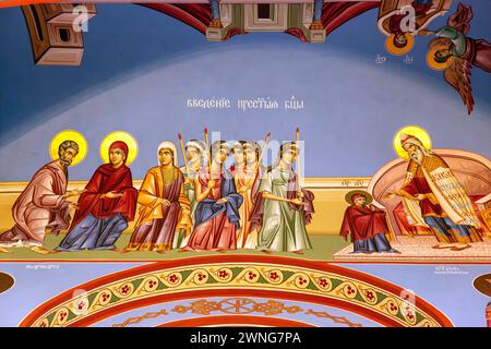 Belgrad, Serbien - 8. Februar 2024: Die Kirche St. Alexander Newski ist eine serbisch-orthodoxe Kirche in Belgrad. Es wurde im Stil von Morav erbaut Stockfoto