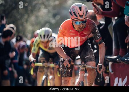 Siena, Italien. März 2024. Foto: Zac Williams/SWpix.com - 03/03/2024 - Radfahren - 2024 Strade Bianche - Thomas Pidcock, Ineos Grenadiers. Quelle: SWpix/Alamy Live News Stockfoto