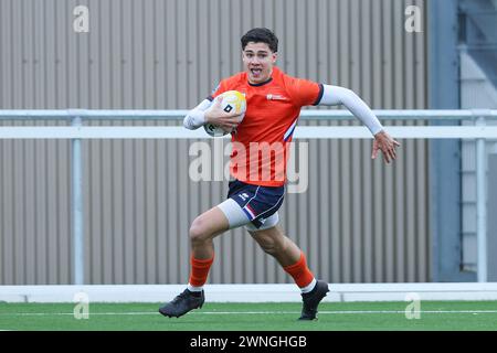 AMSTERDAM, NIEDERLANDE - 02. MÄRZ: Trim by sein Debüter Maxime van Hilst, Spieler des RFC Cardiff, traf sich während der internationalen Rugby-Europameisterschaft mA Stockfoto