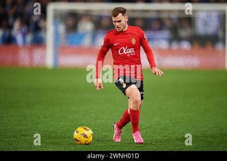 Antonio Latorre „Lato“ von RCD Mallorca mit dem Ball während des LaLiga EA Sports Matches zwischen Deportivo Alaves und RCD Mallorca in Mendizorrotza Stad Stockfoto