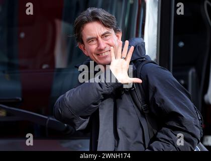 London, Großbritannien. März 2024. Thomas Frank, Manager von Brentford, kommt vor dem Spiel der Premier League im Gtech Community Stadium in London an. Der Bildnachweis sollte lauten: Paul Terry/Sportimage Credit: Sportimage Ltd/Alamy Live News Stockfoto