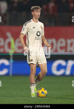 Monza, Italien. März 2024. Dean Huijsen von AS Roma während des Spiels der Serie A im U-Power Stadium in Monza. Der Bildnachweis sollte lauten: Jonathan Moscrop/Sportimage Credit: Sportimage Ltd/Alamy Live News Stockfoto