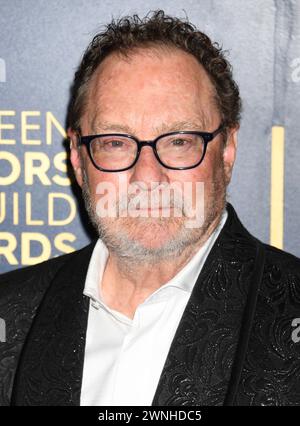 LOS ANGELES, KALIFORNIEN – 24. FEBRUAR: Stephen Root nimmt am 30. Jährlichen Screen Actors Guild Awards im Shrine Auditorium und in der Expo Hall Teil Stockfoto