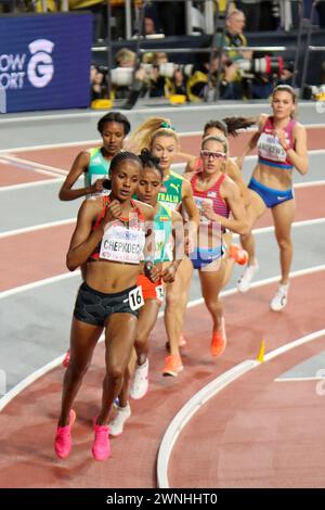 Glasgow, Großbritannien. März 2024. Emirates Arena, Glasgow, Schottland - Samstag, den 2. März: Beatrice CHEPKOECH (Kenia - KEN) tritt am Samstag, den 2. März 2024, im 3000-Meter-Finale während der Leichtathletik-Hallenweltmeisterschaften Glasgow 2024 in der Emirates Arena an (Claire Jeffrey/SPP) Credit: SPP Sport Press Photo. /Alamy Live News Stockfoto