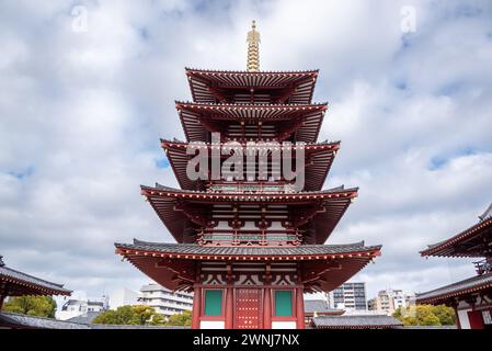 Shitennoji ältester buddhistischer Tempel Japans, der 593 vom Prinzen Shotoku Taishi in Osaka Kansai gegründet wurde Stockfoto