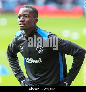 MOHAMED DIOMANDE, professioneller Fußballspieler, spielt für den Rangers FC. Bild, das während eines Trainings und einer Aufwärmsitzung im Ibrox-Stadion in Glasgow aufgenommen wurde, Stockfoto