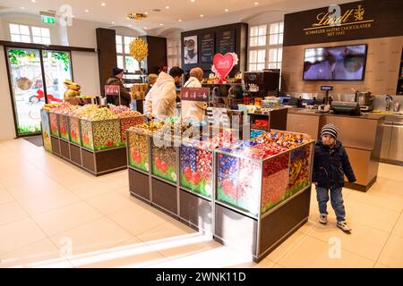 Lindt Schokoladengeschäft, Wien, Österreich, Europa. Stockfoto