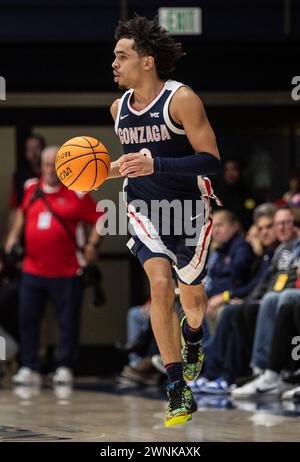 2. März 2024 Moraga, CA U.S.A. Gonzaga-Garant Ryan Nembhard (0) spielt während des NCAA Men's Basketball-Spiels zwischen Gonzaga Bulldogs und den Saint Mary's Gaels. Gonzaga schlug Saint Mary's 70-57 im University Credit Union Pavilion Moraga Calif Thurman James/CSM Stockfoto