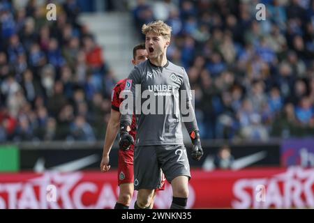 Genk, Belgien. März 2024. Der Torhüter des Vereins Nordin Jackers feiert am Sonntag, den 3. März 2024, in Genk während eines Fußballspiels zwischen KRC Genk und Club Brugge am 2. Tag! Der Saison 2023-2024 der ersten Liga der „Jupiler Pro League“ der belgischen Meisterschaft. BELGA FOTO BRUNO FAHY Credit: Belga News Agency/Alamy Live News Stockfoto