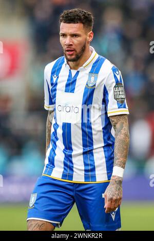 Rotherham, Großbritannien. März 2024. Sheffield Wednesday Defender Marvin Johnson (18) während des Spiels Rotherham United FC gegen Sheffield Wednesday FC SKY Bet EFL Championship im Aesseal New York Stadium, Rotherham, England, Großbritannien am 2. März 2024 Credit: Every Second Media/Alamy Live News Stockfoto