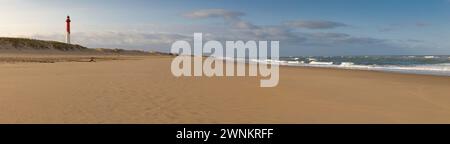 Phare sur la plage Stockfoto