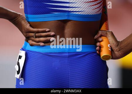 Glasgow am Sonntag, den 3. März 2024. Quanera Hayes (USA, 4x400 Meter Relay) trägt einen Olympischen Ring während der Leichtathletik-Weltmeisterschaft 2024 in der Emirates Arena, Glasgow am Sonntag, den 3. März 2024. (Foto: Pat Scaasi | MI News) Stockfoto