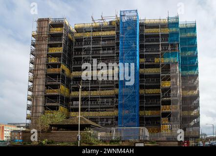 Slough, Berkshire, Großbritannien. März 2024. Bau von Wohnungen in Slough, Berkshire. Kredit: Maureen McLean/Alamy Stockfoto