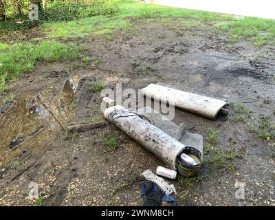 Windsor, Berkshire, Großbritannien. März 2024. Müll, der von rauen Schläfern in Windsor, Berkshire zurückgelassen wurde. Quelle: Maureen McLean/Alamy Live News Stockfoto