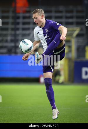 Brüssel, Belgien März 2024. Anderlechts Ludwig Augustinsson wurde während eines Fußballspiels zwischen RSC Anderlecht und KAS Eupen am Sonntag, den 3. März 2024 in Brüssel, am 28. Tag der ersten Liga der Jupiler Pro League 2023-2024, in Aktion dargestellt. BELGA PHOTO VIRGINIE LEFOUR Credit: Belga News Agency/Alamy Live News Stockfoto