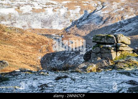 Blick auf das Tal des Flusses Tavy, 'Tavy Cleave', von Ger Tor, Dartmoor National Park, Devon, England, Großbritannien. Stockfoto