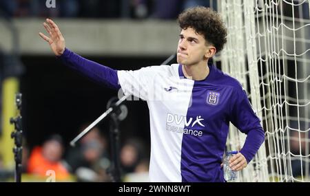 Brüssel, Belgien März 2024. Theo Leoni von Anderlecht wurde während eines Fußballspiels zwischen RSC Anderlecht und KAS Eupen am Sonntag, den 3. März 2024 in Brüssel, am 28. Tag der ersten Liga der Jupiler Pro League 2023-2024, dargestellt. BELGA PHOTO VIRGINIE LEFOUR Credit: Belga News Agency/Alamy Live News Stockfoto
