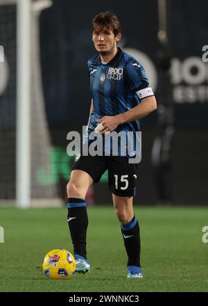 Bergamo, Italien. März 2024. Marten de Roon von Atalanta während des Spiels der Serie A im Gewiss Stadium in Bergamo. Der Bildnachweis sollte lauten: Jonathan Moscrop/Sportimage Credit: Sportimage Ltd/Alamy Live News Stockfoto