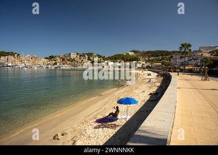 Küstenort Port de Soller auf Mallorca Stockfoto