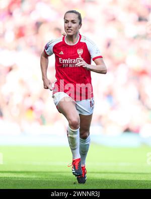 London, Großbritannien. März 2024. Lia Walti von Arsenal während des Spiels Arsenal Women gegen Tottenham Hotspur Women Barclays Women's Super League im Emirates Stadium, London, England, Vereinigtes Königreich am 3. März 2024 Credit: Every Second Media/Alamy Live News Stockfoto