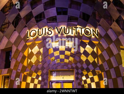 LOUIS VUITTON, VORÜBERGEHENDE RESIDENZ IN 100 CHAMPS ELYSEES Stockfoto