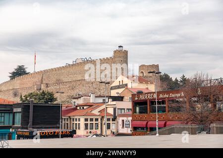 Skopje, Nordmakedonien - 7. Februar 2024: Der Alte Basar, auch bekannt als türkischer Basar, ist ein Basar in Skopje, am östlichen Ufer der Stockfoto