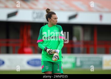 London, England. März 2024. Mackenzie Arnold aus West Ham United im Spiel der Women's Super League zwischen West Ham United und Manchester United im Chigwell Construction Stadium Credit: Alexander Canillas/Alamy Live News Stockfoto