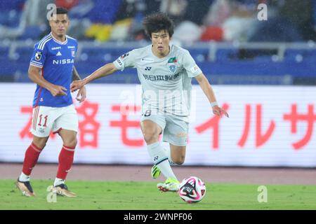 Nissan Stadium, Kanagawa, Japan. März 2024. Yuto Iwasaki (Avispa), 1. MÄRZ 2024 - Fußball/Fußball: 2024 J1 League Spiel zwischen Yokohama F. Marinos und Avispa Fukuoka im Nissan Stadium, Kanagawa, Japan. Quelle: YUTAKA/AFLO SPORT/Alamy Live News Stockfoto