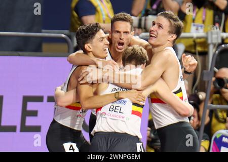 Glasgow, Großbritannien. März 2024. Emirates Arena, Glasgow, Schottland - Sonntag, den 3. März: Das belgische Team feiert den Sieg des 4 x 400 Staffelfinals während der Leichtathletik-Hallenweltmeisterschaften Glasgow 2024 in der Emirates Arena am Sonntag, den 3. März 2024 (Claire Jeffrey/SPP) Credit: SPP Sport Press Photo. /Alamy Live News Stockfoto