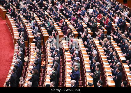 Peking, China. März 2024. Die Eröffnungssitzung der zweiten Sitzung des 14. Nationalen Komitees der Politischen Konsultativkonferenz des chinesischen Volkes (KPCC) findet am 4. März 2024 in der Großen Halle des Volkes in Peking, der Hauptstadt Chinas, statt. Quelle: Yan Yan/Xinhua/Alamy Live News Stockfoto