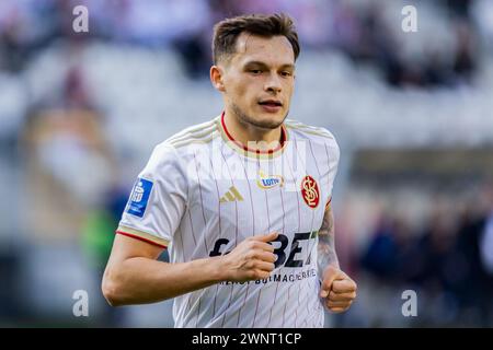 Lodz, Polen. März 2024. Michal Mokrzycki von LKS wurde während des Polnischen PKO Ekstraklasa League-Spiels zwischen LKS Lodz und Puszcza Niepolomice im Wladyslaw Krol Municipal Stadium gesehen. Endstand; LKS Lodz vs Puszcza Niepolomice 3:2. (Foto: Mikolaj Barbanell/SOPA Images/SIPA USA) Credit: SIPA USA/Alamy Live News Stockfoto