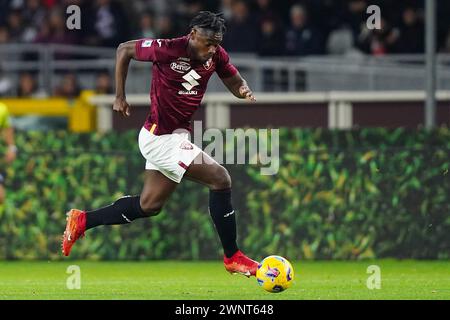 Torino, Italien. März 2024. Foto Spada/LaPresse 02 marzo 2024 - Turin, Italia - Sport, calcio - FC Turin vs Fiorentina - Campionato italiano di calcio Serie A TIM 2023/2024 - Stadio Olimpico Grande Turin. Nella Foto: Duvan Zapata 02. März 2024 Turin, Italien - Sport, calcio - FC Turin vs Fiorentina - italienische Fußballmeisterschaft der Serie A 2023/2024 - Olimpico Grande Torino Stadium. Auf dem Bild: Duvan Zapata Credit: LaPresse/Alamy Live News Stockfoto