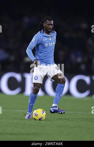 Neapel, Italien. März 2024. Der kamerunische Mittelfeldspieler Andre Zambo Anguissa während des Fußballspiels der Serie A zwischen dem SSC Napoli und Juventus im Diego Armando Maradona Stadium in Neapel, Süditalien, am 3. März 2023. Quelle: Unabhängige Fotoagentur/Alamy Live News Stockfoto