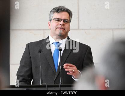 Karlsruhe, Deutschland. März 2024. Jens Rommel, der neue Generalstaatsanwalt, spricht bei seiner offiziellen Amtseinführung im Generalstaatsanwalt. Quelle: Uli Deck/dpa/Alamy Live News Stockfoto