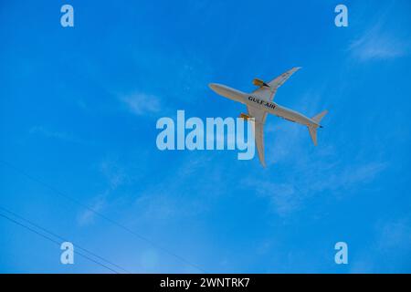 MANAMA, BAHRAIN, Bahrain International Circuit, 2.März 2024: Flugzeuge von Gulf Air bei der Eröffnungszeremonie während des Formel-1-Grand Prix von Bahrain Stockfoto