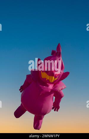 20. Januar Abudhabitische VAE. Wunderschöne und verschiedene Arten von Kites vom Kite Festival in Abudhabi Stockfoto