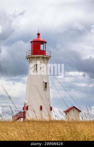 Der Anse a La Cabane, oder Millerand Leuchtturm von Havre Aubert, in Iles de la Madeleine, oder der Magdalen Islands, Kanada. Dies ist die höchste und Ältesten Stockfoto