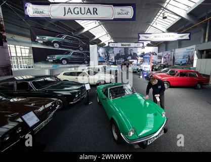 05/21 nachdem alle Autos endlich enthüllt wurden, startet das Museum im alten wireworks, Ambergate Derbyshire, vor dem offiziellen Termin in der nächsten Woche Stockfoto